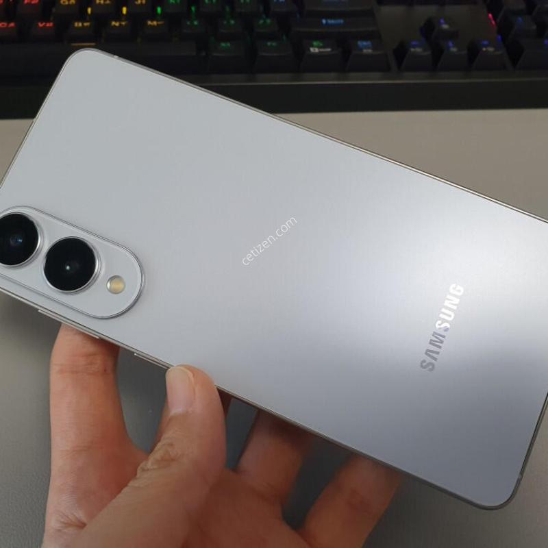 ������ S25 ���� / 512GB / ���̽�����
