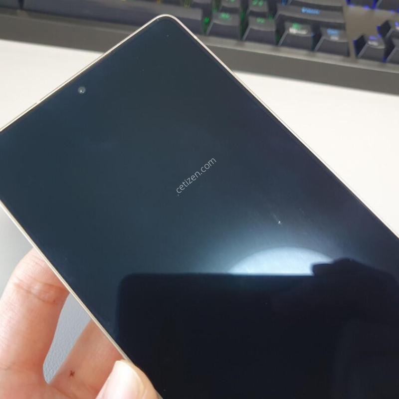 ������ S25 ��Ʈ�� / 256GB / ƼŸ�� �׷���