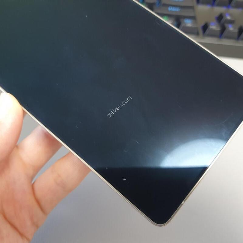 ������ S25 ��Ʈ�� / 256GB / ƼŸ�� �׷���