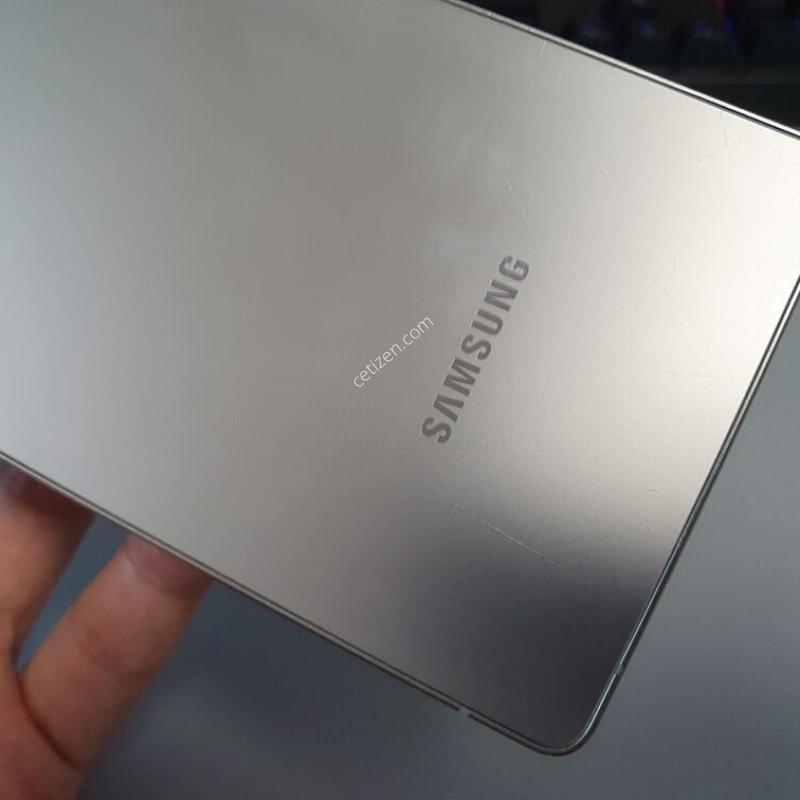 ������ S25 ��Ʈ�� / 256GB / ƼŸ�� �׷���