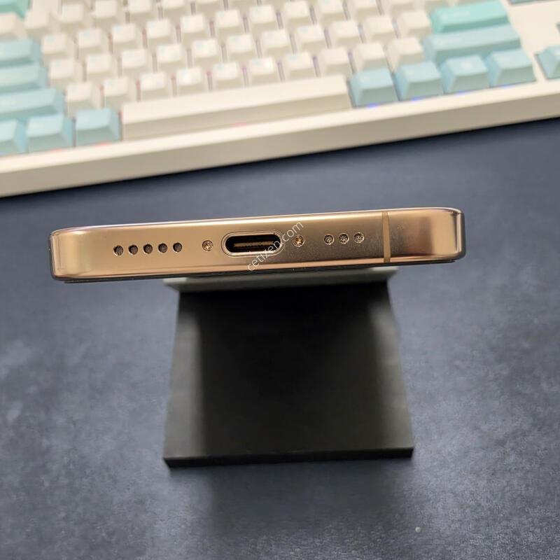 ������ 16 ���� 256GB ����Ʈ 94% �Ǹ��մϴ�.