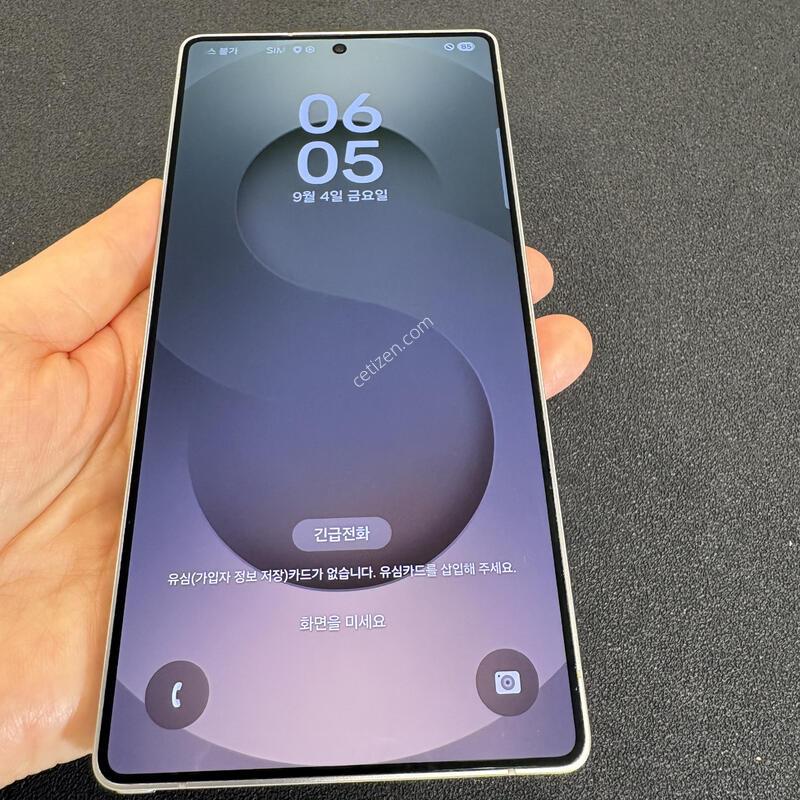 ������ S25��Ʈ��  512G(ȭ��Ʈ) ��SS�� �Ǹ��մϴ�.
