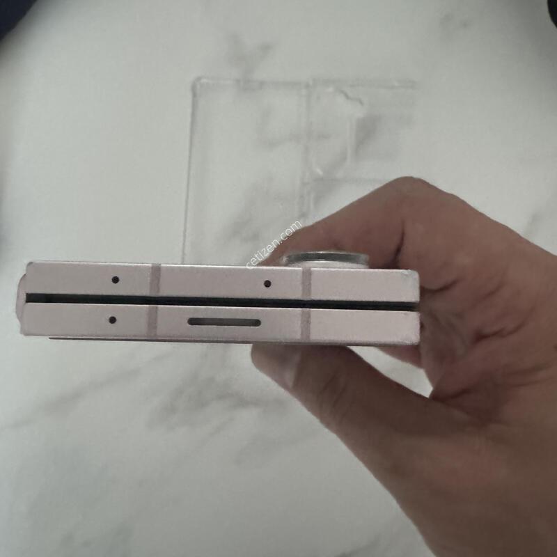 sss�� ����6 256GB ��ũ