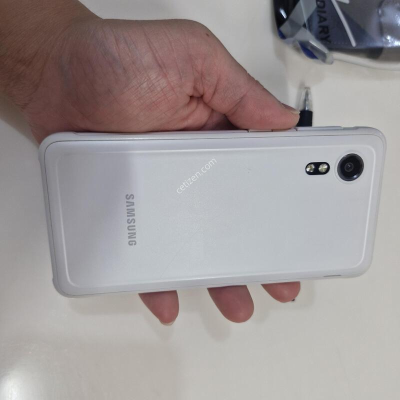 �ڱ��� ���ܻ� ����A�� ���̽����� XĿ�� G525