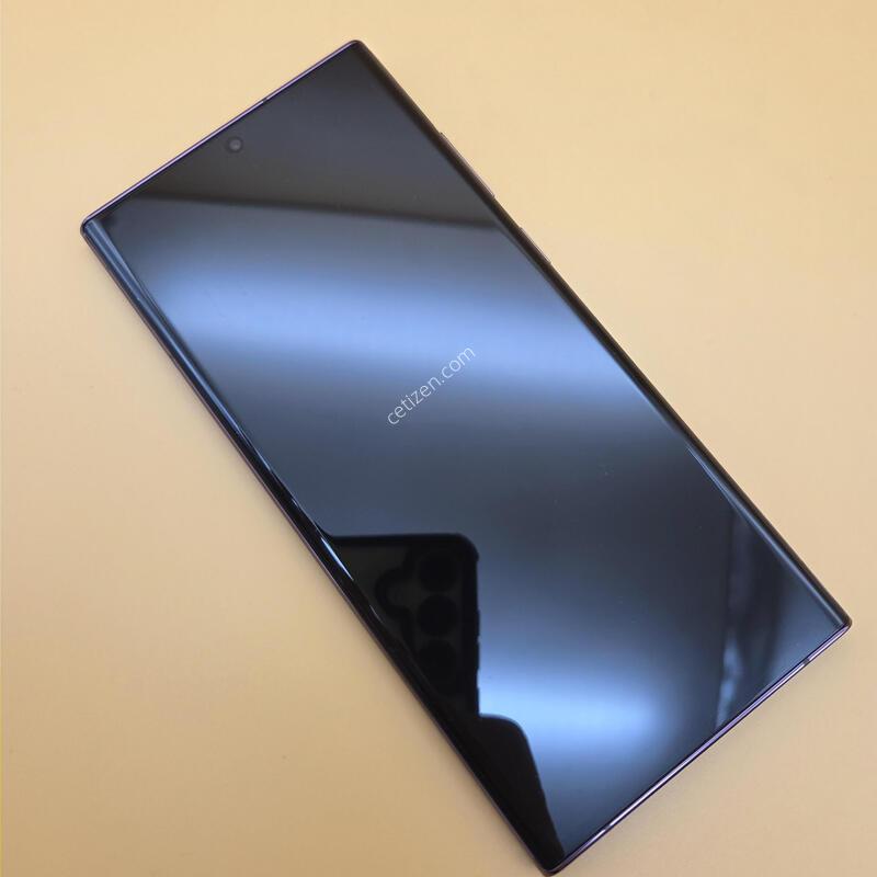 [���۱�]������S22��Ʈ�� �ֻ������� ���ǵ� ����� �߰���
