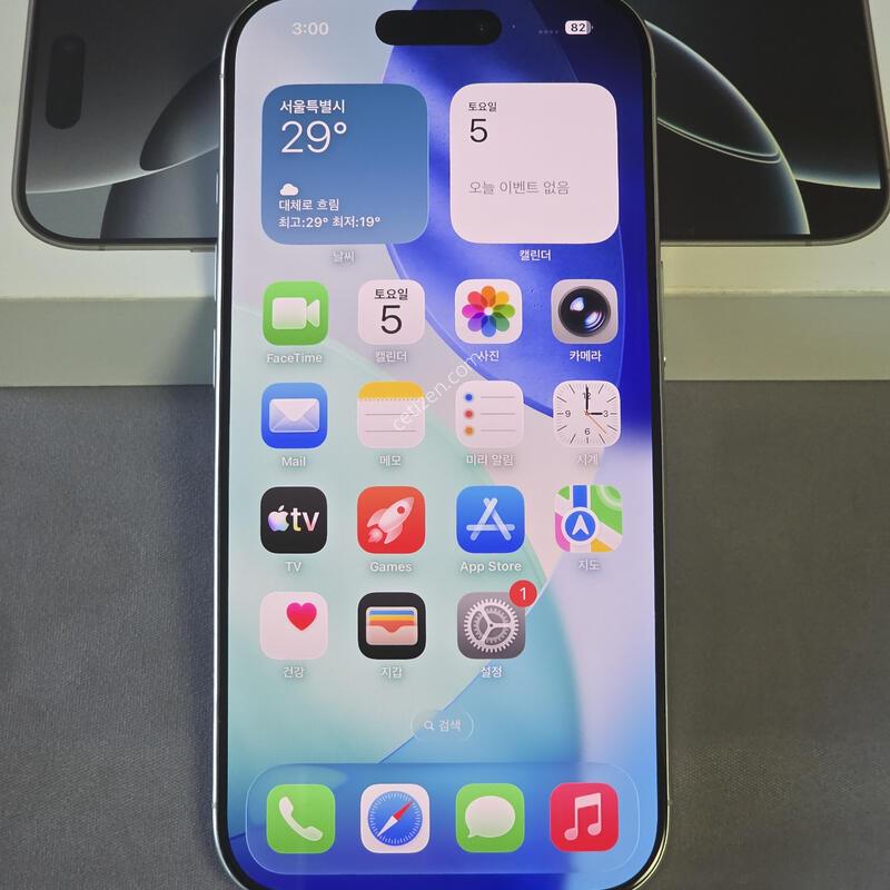 ������16���� ȭ��Ʈ 128�Ⱑ(���͸� 90%)