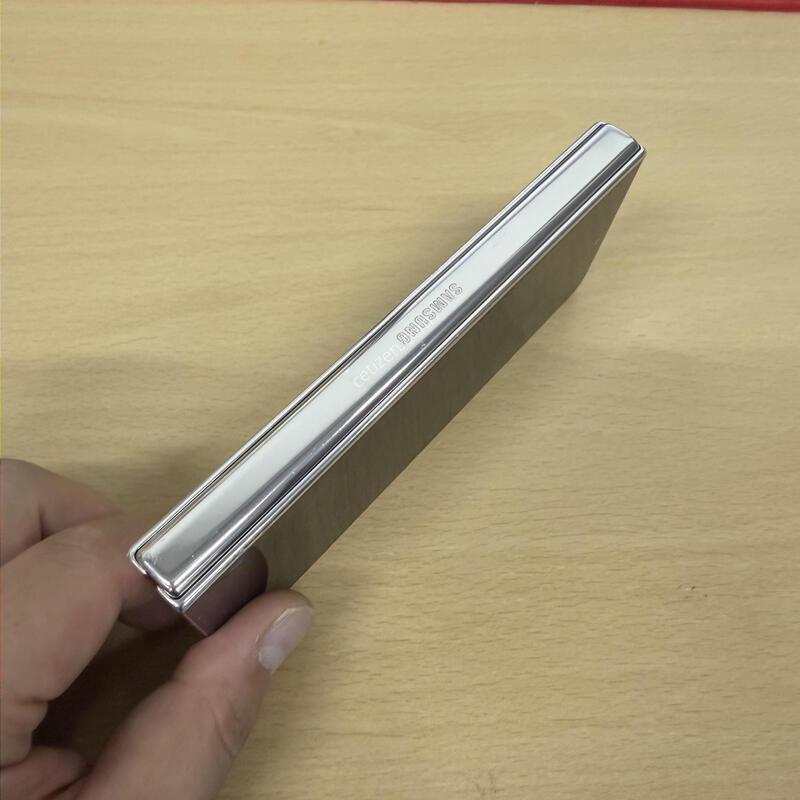 ������Z����4 ������ 512GB