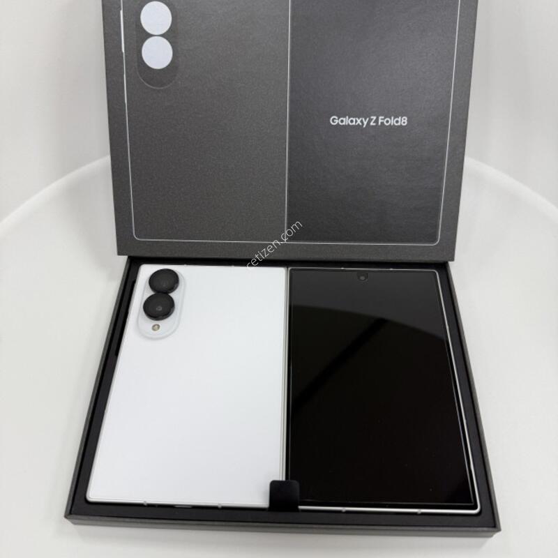 �ܼ����� ������Z����8 512GB �ڽ��� �Ǹ��մϴ�.