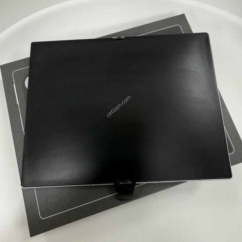 �ܼ����� ������Z����8 512GB �ڽ��� �Ǹ��մϴ�.