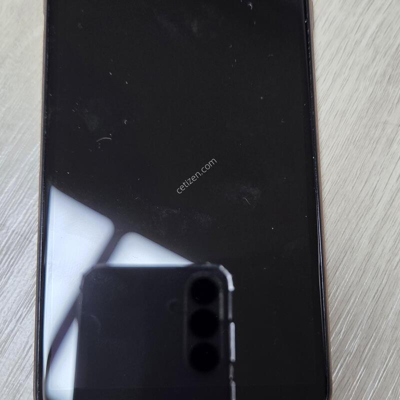 ������ J4+ 32GB (SM-J415N)