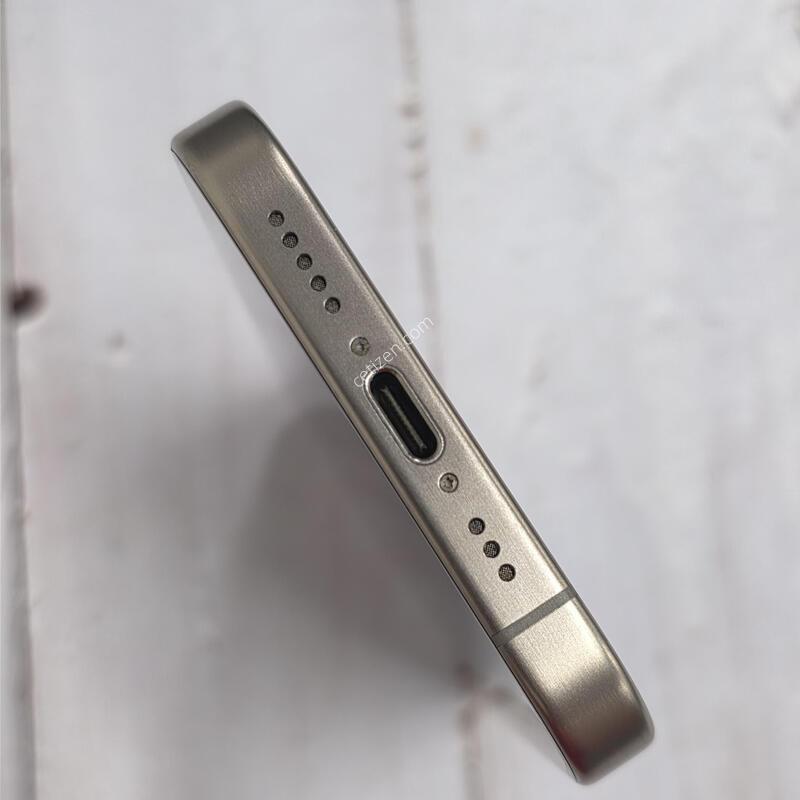 15���� 256GB