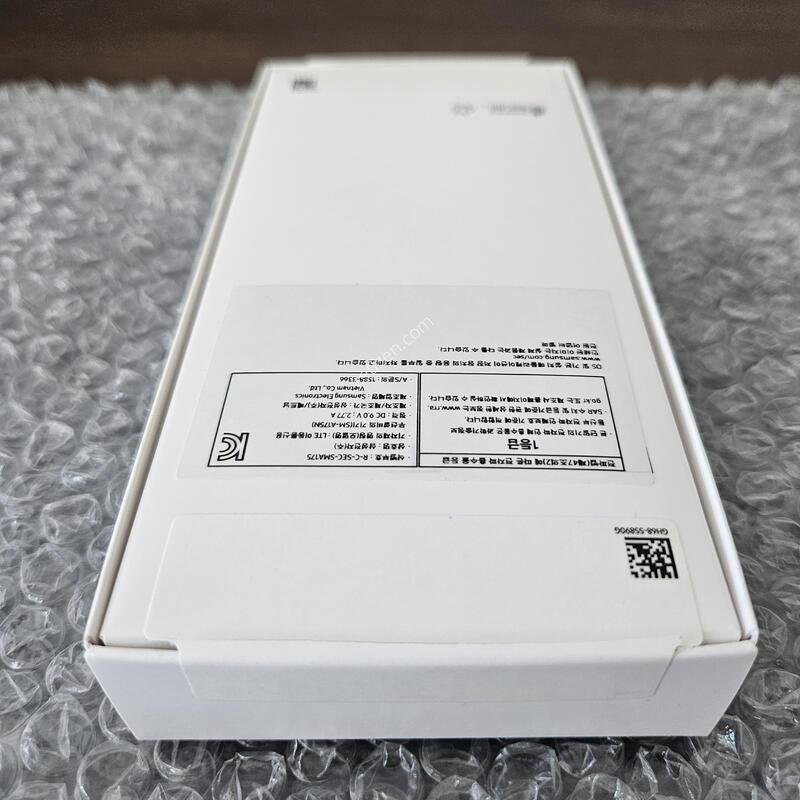 ������ A17 128GB ����Ʈ���� ��������