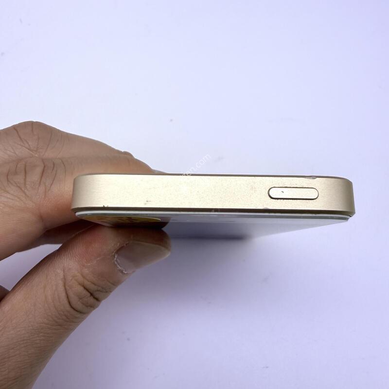 ������se1 ��� 64GB 84% �Ǹ�