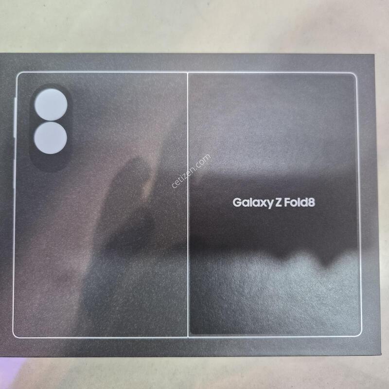 ������Z����8 512GB�̰��� ũ��