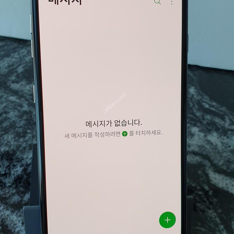 LG V40 (V409N) �׷��� 128�Ⱑ (0242223)