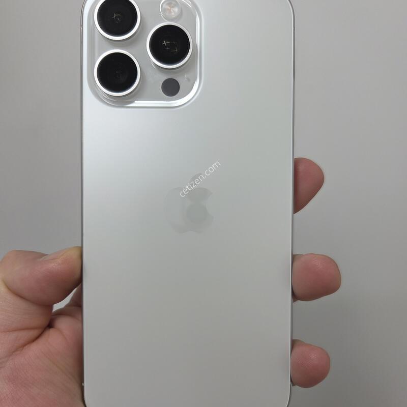 ������ 15���θƽ� 256GB ȭ��Ʈ
