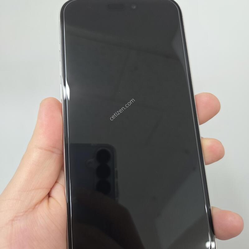 ������ 15���θƽ� 256GB ȭ��Ʈ