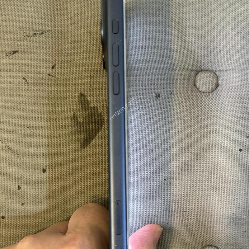 ������ 17���θƽ� 256G ������ �˴ϴ�