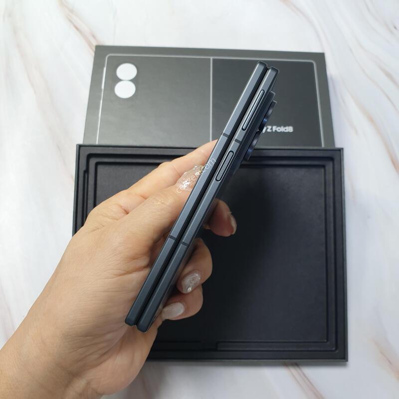 KT ������ Z����8 ���̵� �׶�����Ʈ 256G �̻�� S�� Ǯ�ڽ� �Ǹ�