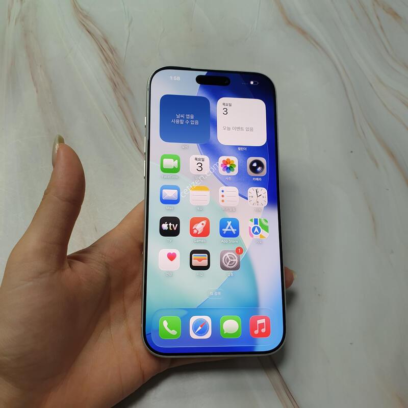������17���θƽ� �ǹ� 256G ������ �Ǹ��մϴ�-���͸�100%