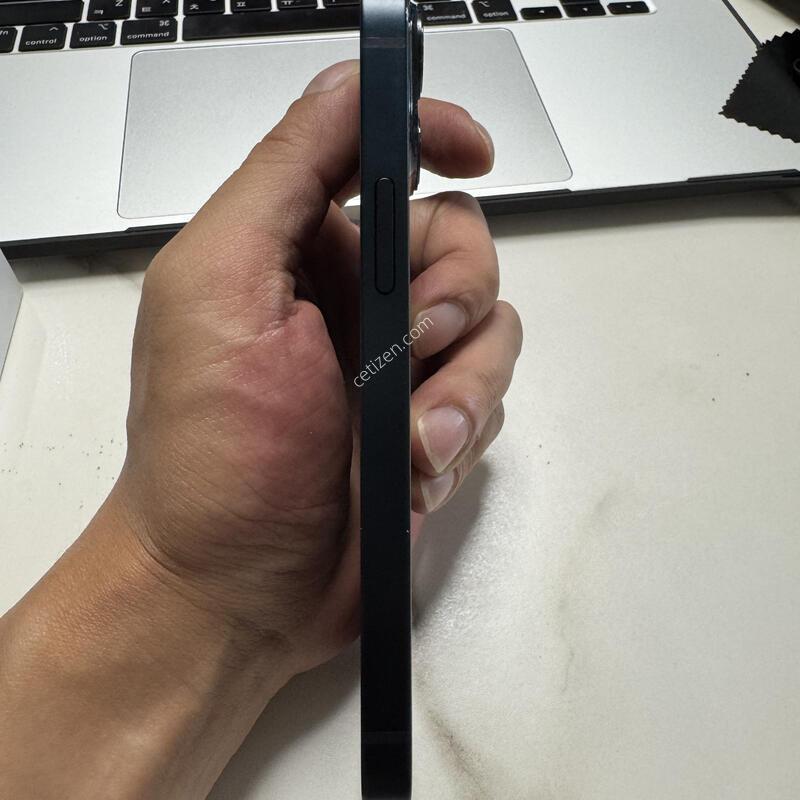 (Ǯ��/100%)������13�̴� 128G �̵峪�� �Ǹ��ؿ�.