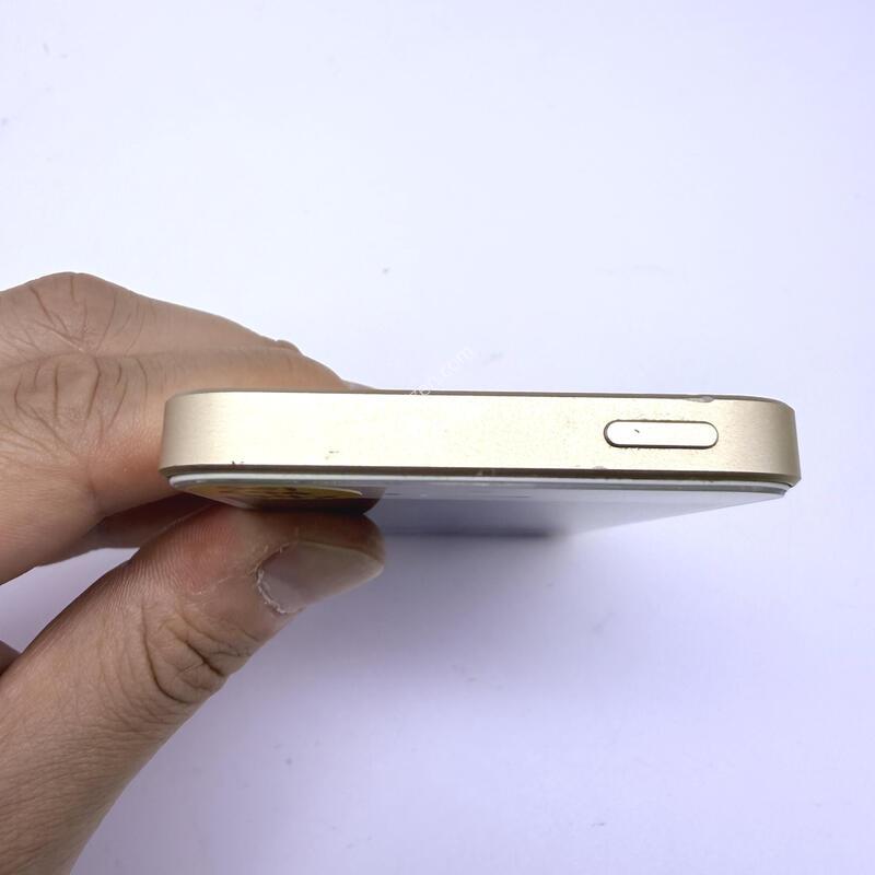������se1 ��� 64GB 84% �Ǹ�