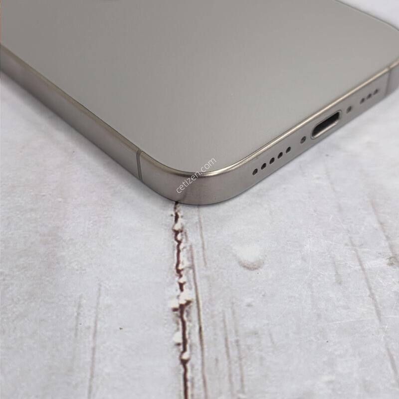 15���� 256GB