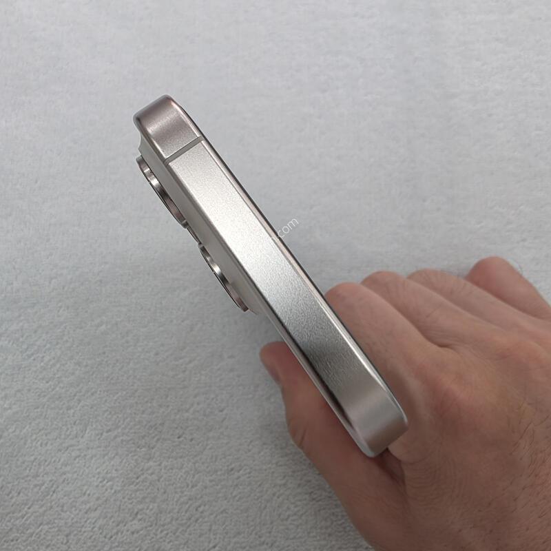 ������15���� �ǹ�   256GB SSS�� ��뷮���Ǿ�����(������) ������ ���⽺