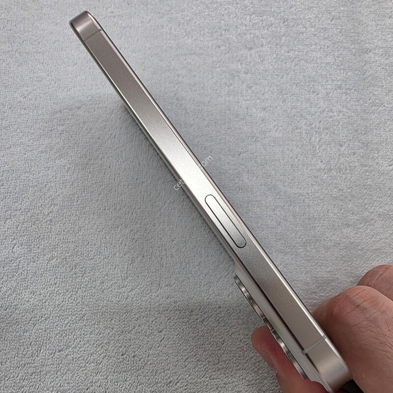 ������15���� �ǹ�   256GB SSS�� ��뷮���Ǿ�����(������) ������ ���⽺