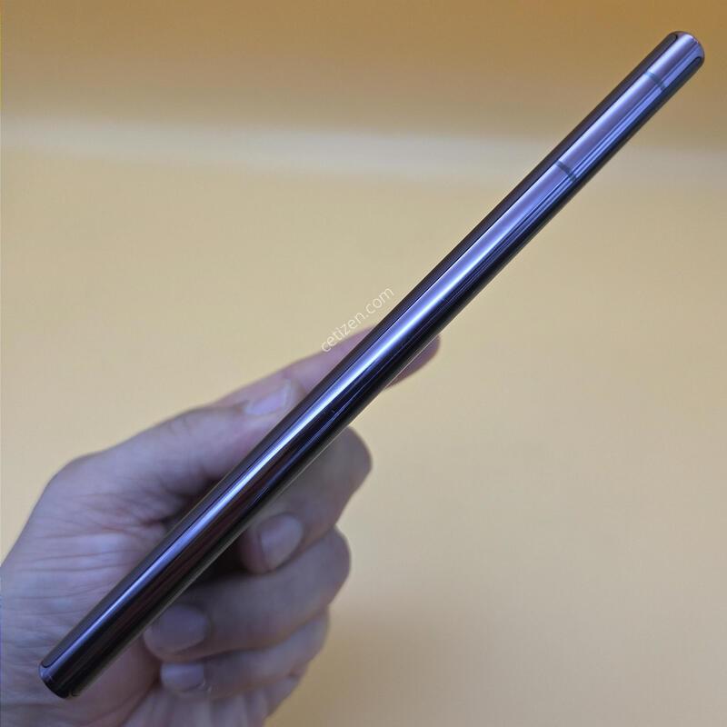 [���۱�]������S22��Ʈ�� �ֻ������� ���ǵ� ����� �߰���