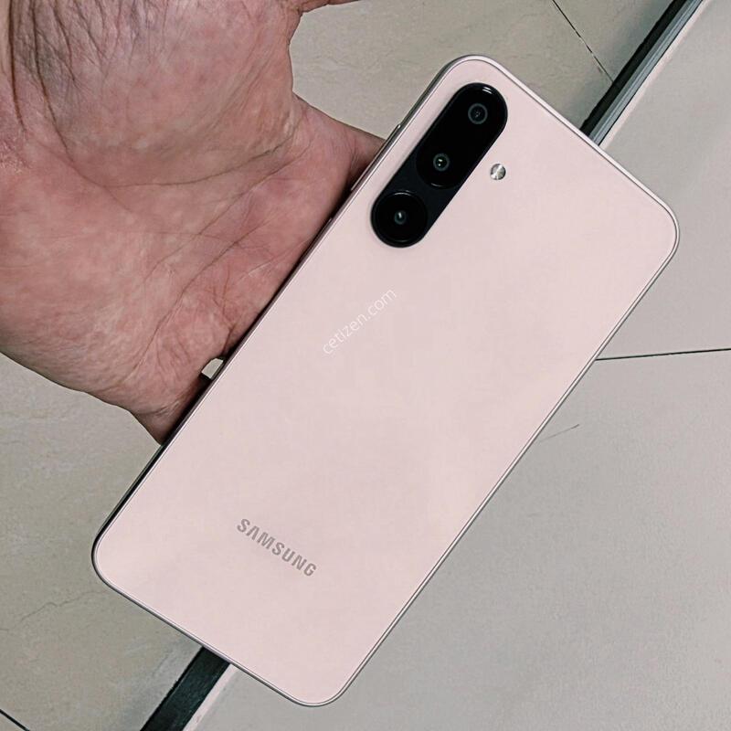 ������ ���̵�8 ����Ʈ ��ũ 128GB ����S�� �Ǹ�