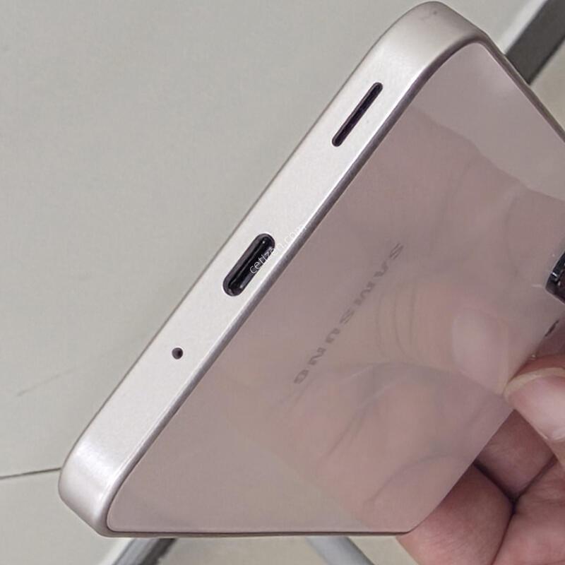 ������ ���̵�8 ����Ʈ ��ũ 128GB ����S�� �Ǹ�