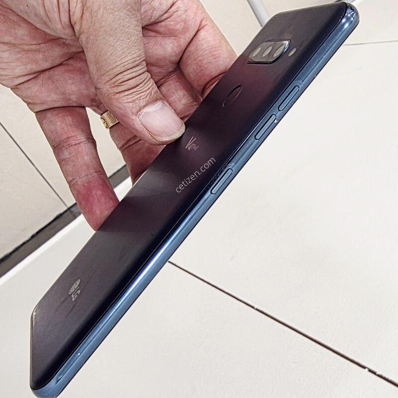 LG V40 ThinQ ���� ����Ʈ�� ������ �� �Ǹ�