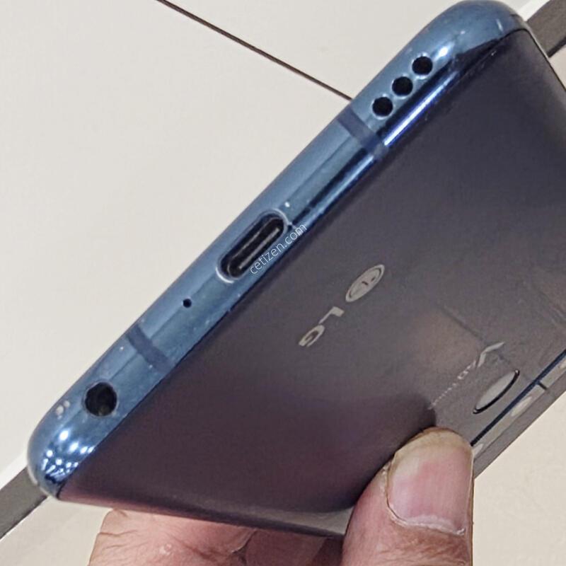 LG V40 ThinQ ���� ����Ʈ�� ������ �� �Ǹ�