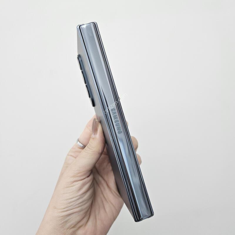 ����4 256G �Ǹ��մϴ�. 38351