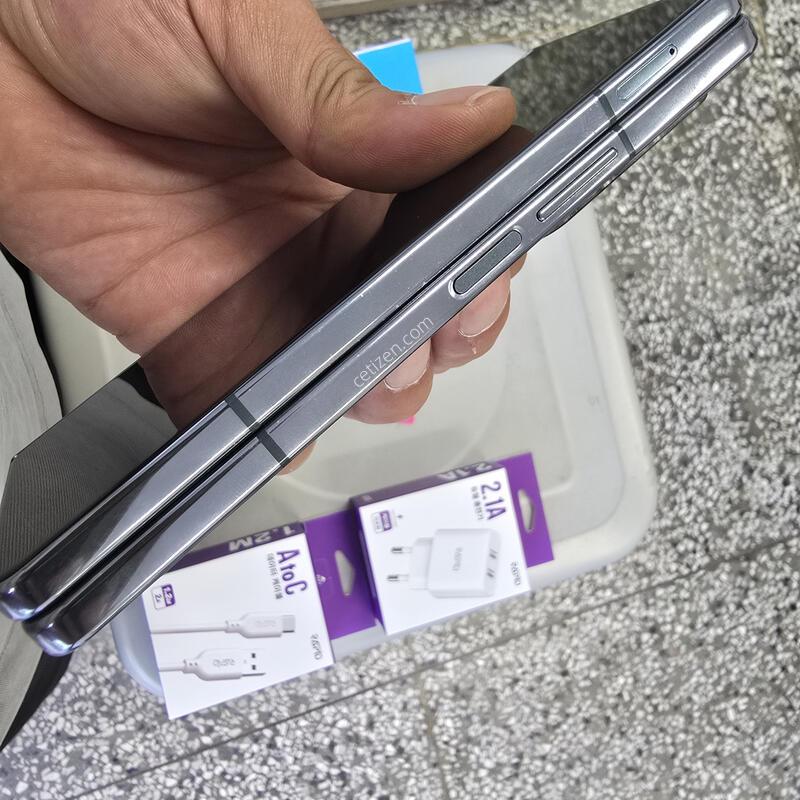 KT ����4(F936) 256G �׷��̱׸����� ����� �˴ϴ�