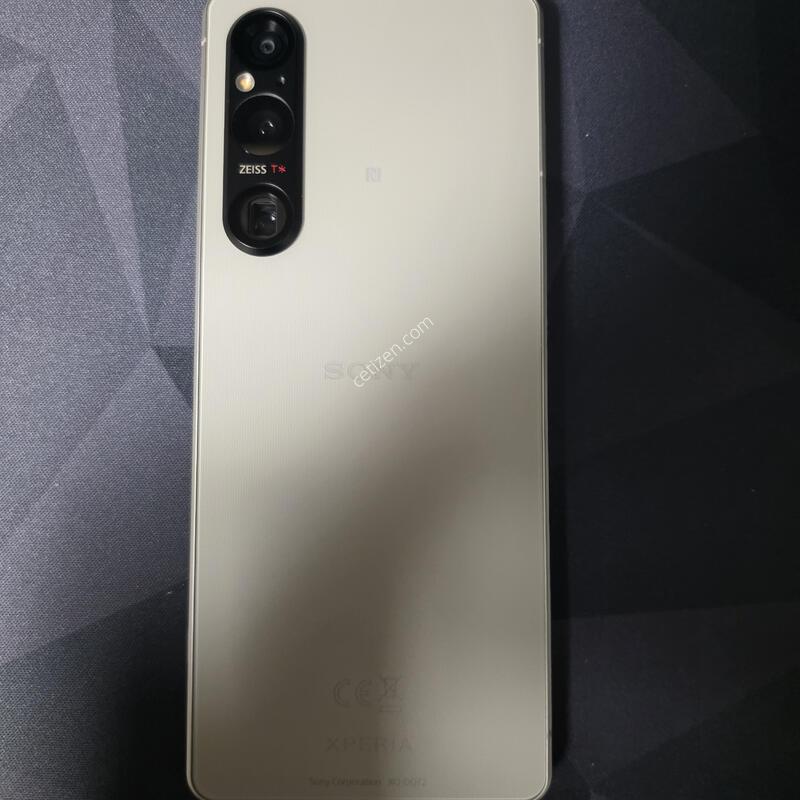 �����丮�� 1 V �ǹ� 256 TW