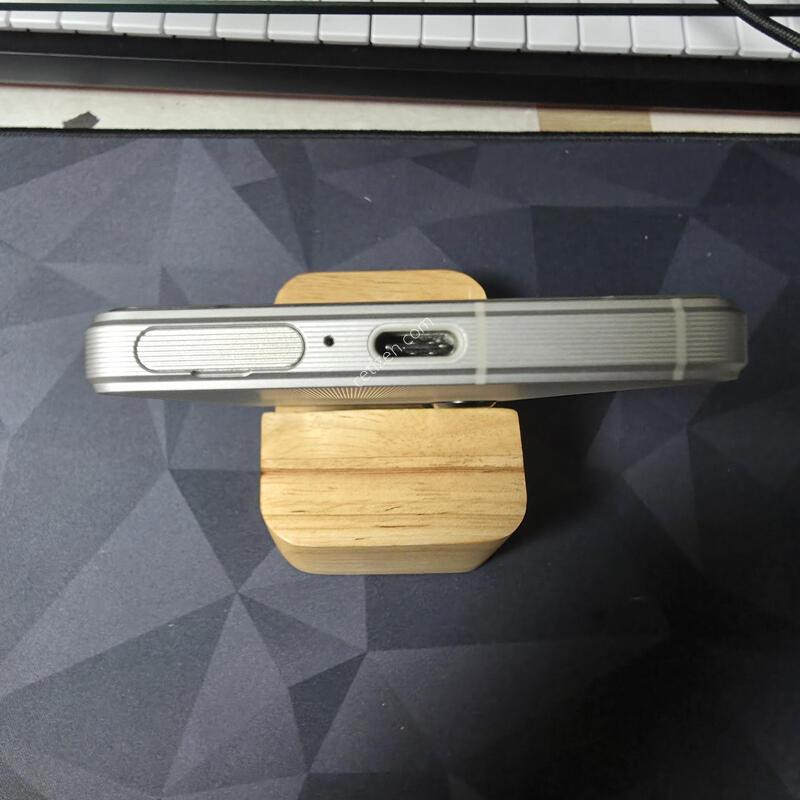 �����丮�� 1 V �ǹ� 256 TW