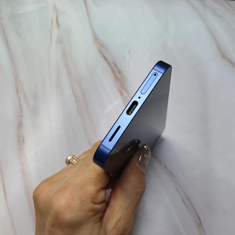 KT ������ S25 ���̺� 256G S�� �Ǹ��մϴ�