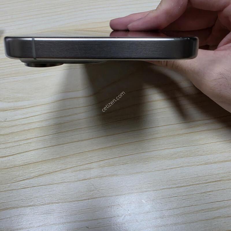 ������ 15���θƽ� 256GB