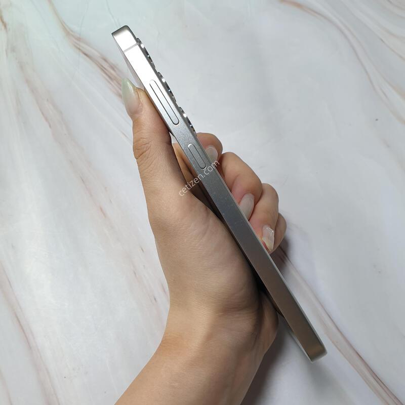 LG ������ S24+ �׷��� 256G A�� �Ǹ��մϴ�