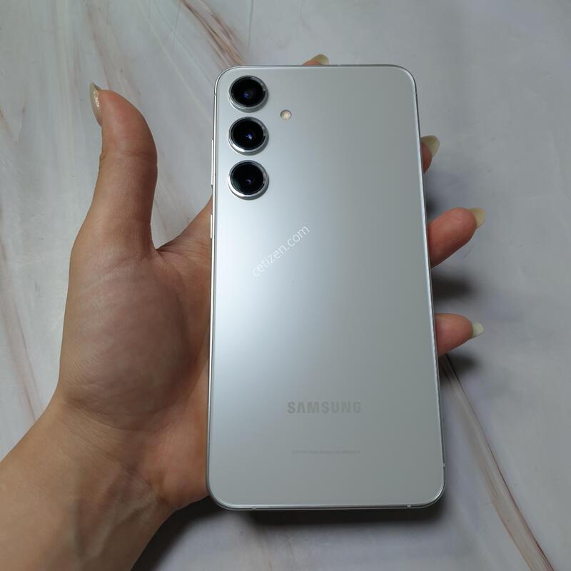 LG ������ S24+ �׷��� 256G A�� �Ǹ��մϴ�