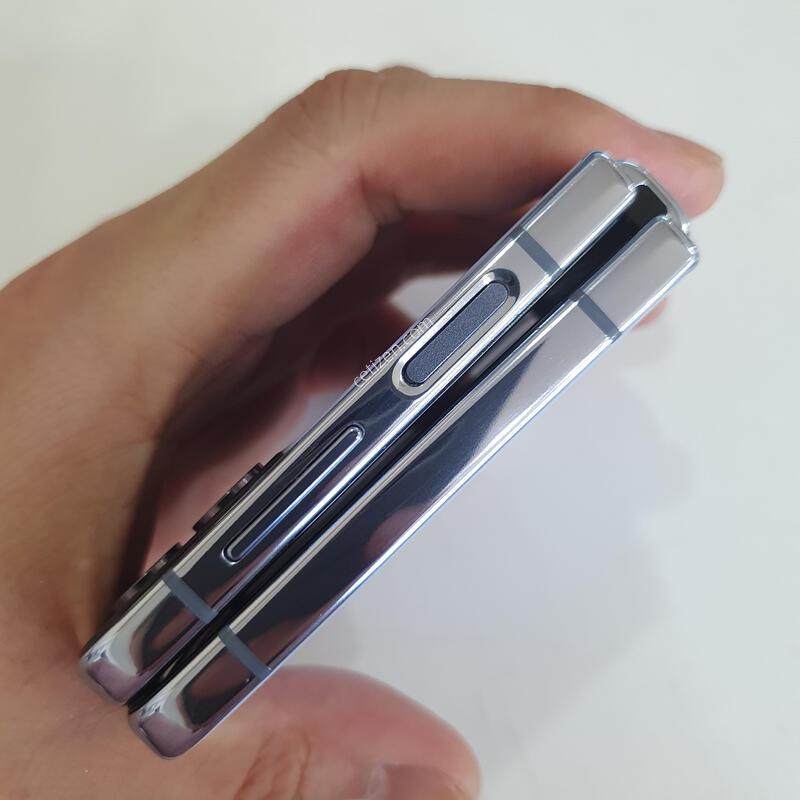 �������ø�4 256G ���ܻ� ���±� �߰��� �����