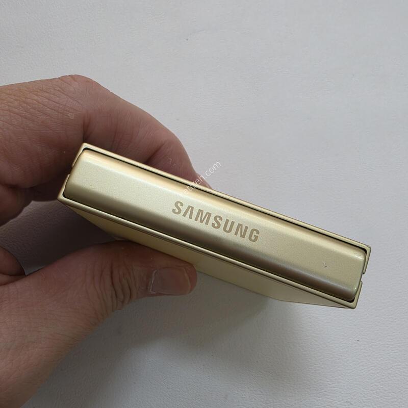 ������ Z�ø�6 ���ο� 256GB