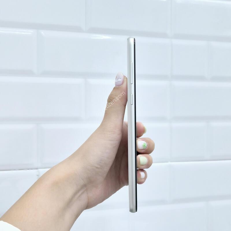 ������A8��Ÿ ȭ��Ʈ 64GB