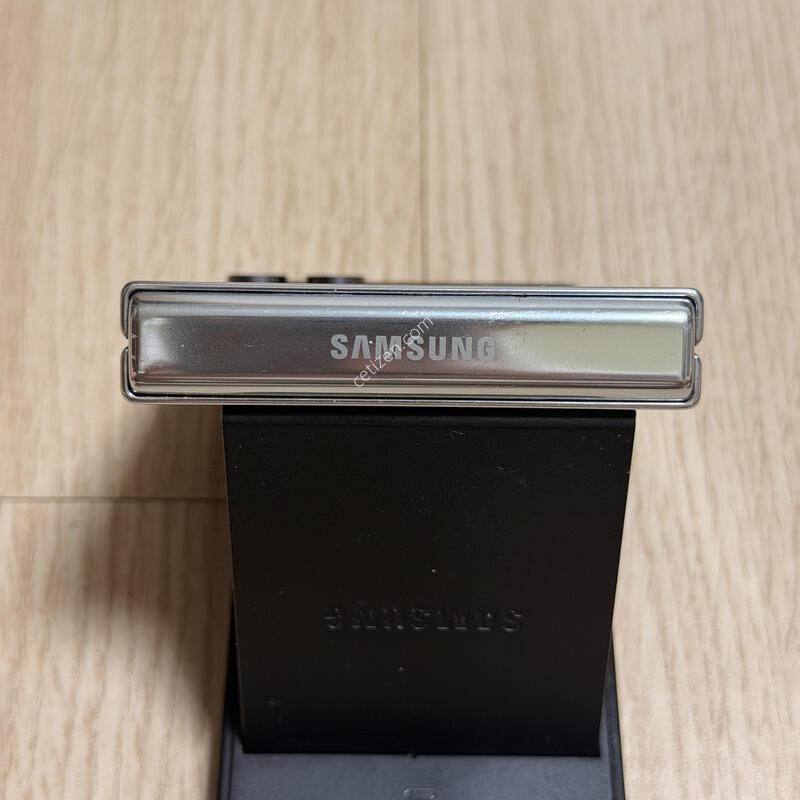 F731 ������ Z�ø�5 ��Ʈ 256GB