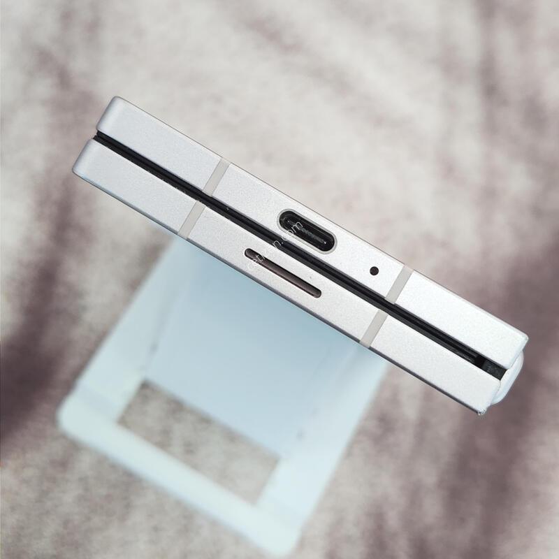 ������Z����6 256G ���ܻ� ��ũ 63675