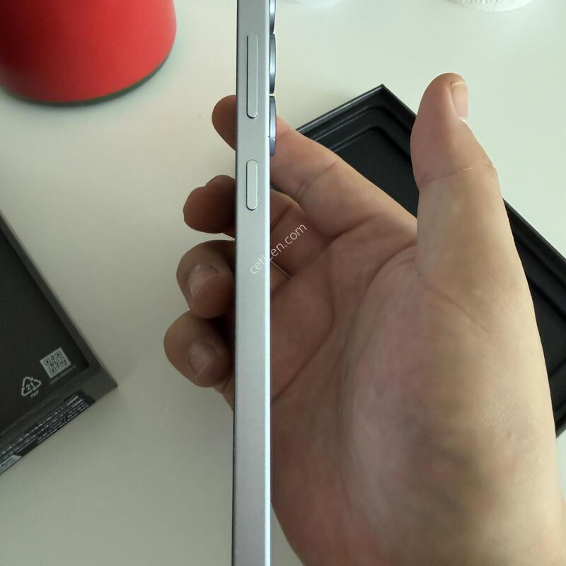 ������s25 ��ī�̺��� 256g