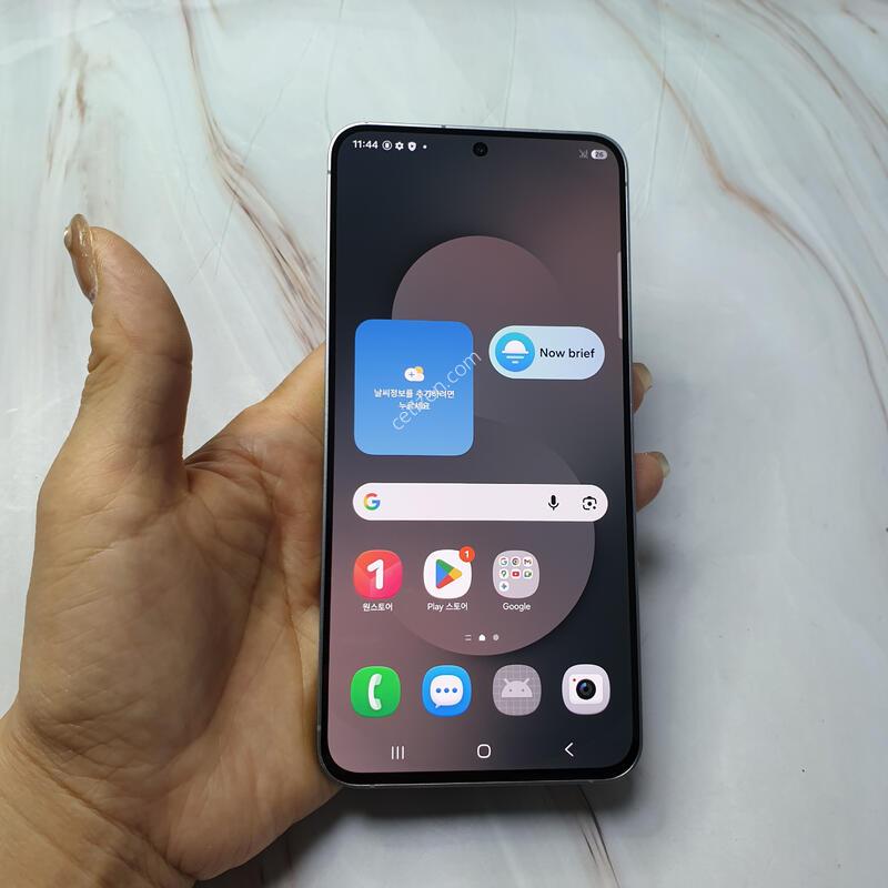 LG ������ S25FE ���� 256G ������ �Ǹ��մϴ�
