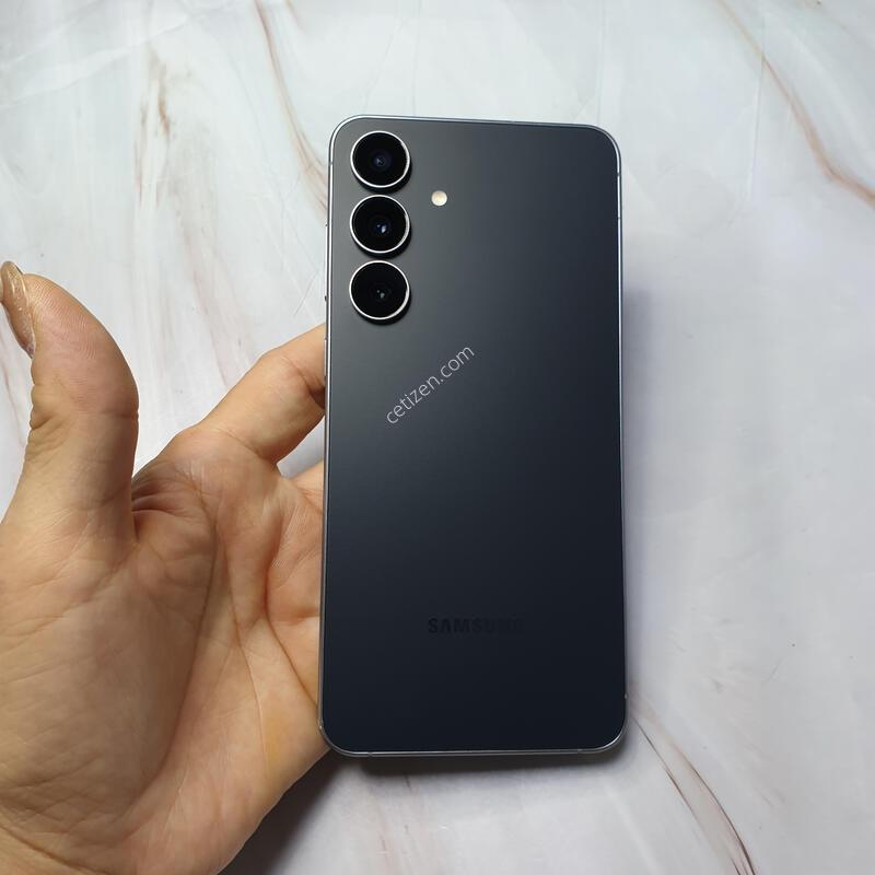LG ������ S25FE ���� 256G ������ �Ǹ��մϴ�